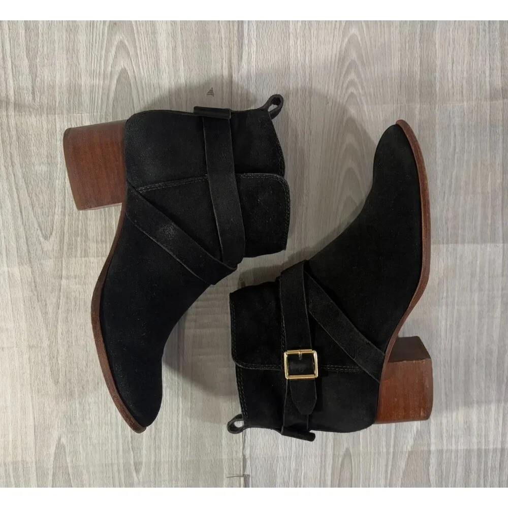Kate Spade New York Polly suede Booties size 8.5 M color black